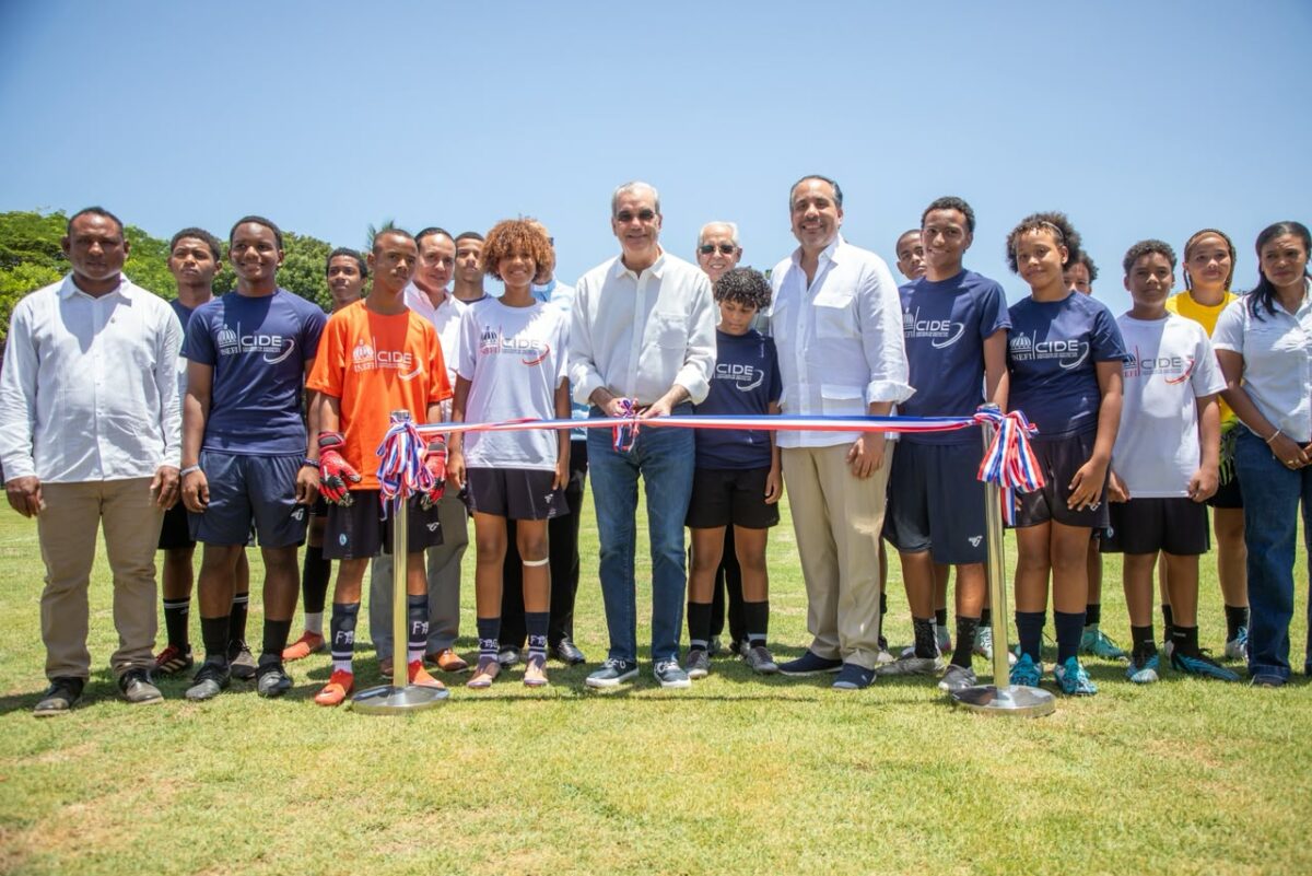 Abinader entrega moderno Centro de Iniciación Deportiva en el Hogar Escuela Santo Domingo Savio