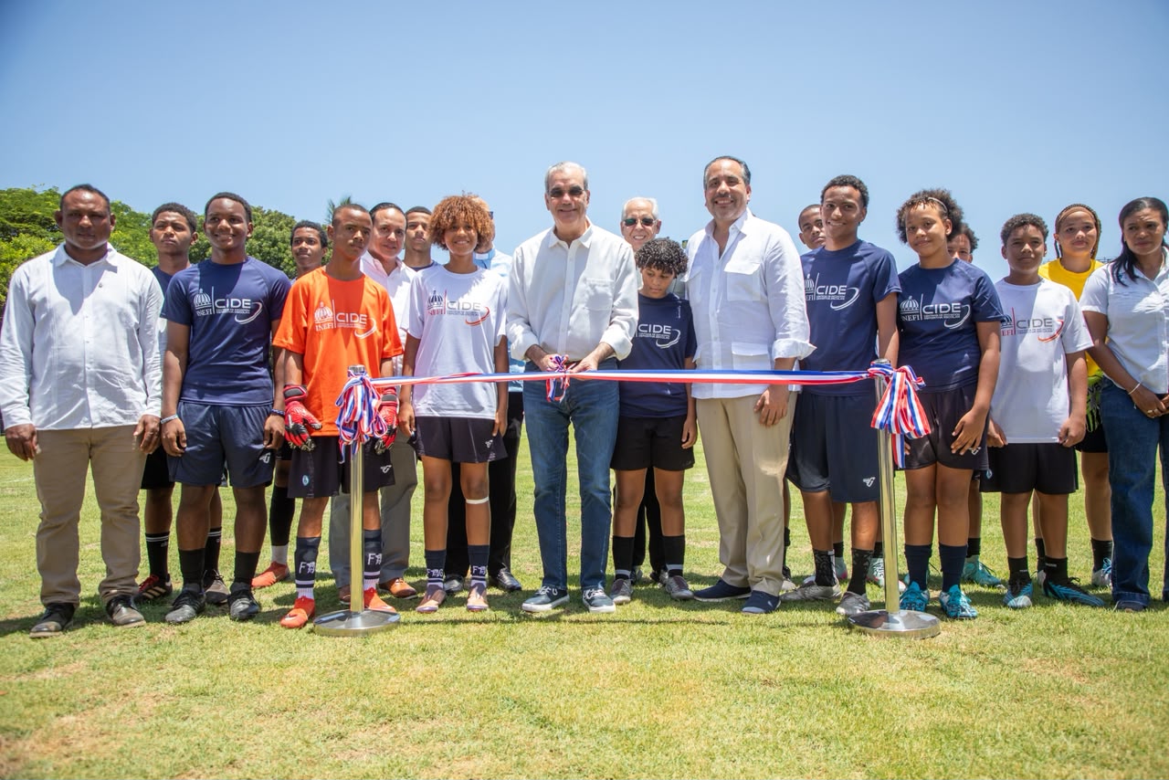 Abinader entrega moderno Centro de Iniciación Deportiva en el Hogar Escuela Santo Domingo Savio