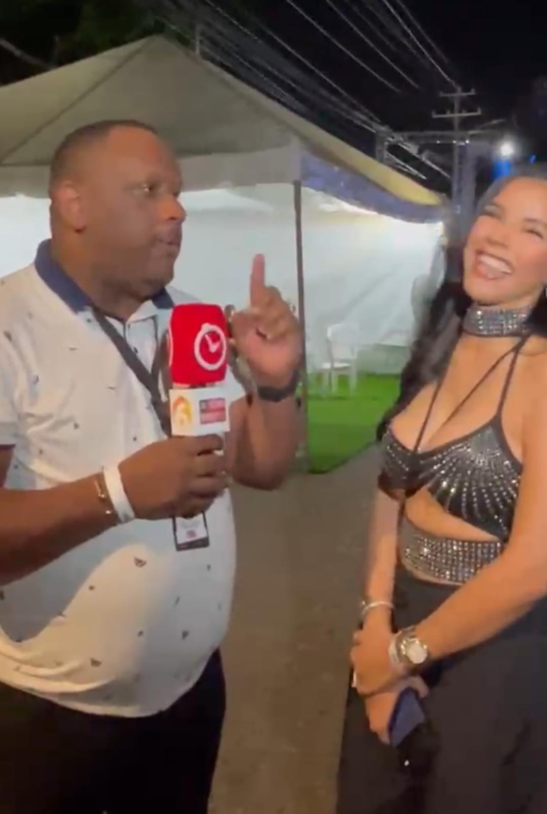 Denisse Peña comparte con el público en «Reconocidos en tu Barrio» y celebra el respaldo de los dominicanos