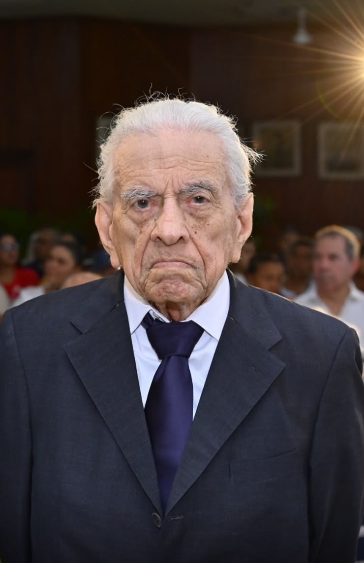 Papito Cruz, resalta cualidades del arquitecto y urbanista fallecido en Santiago Cuqui Batista
