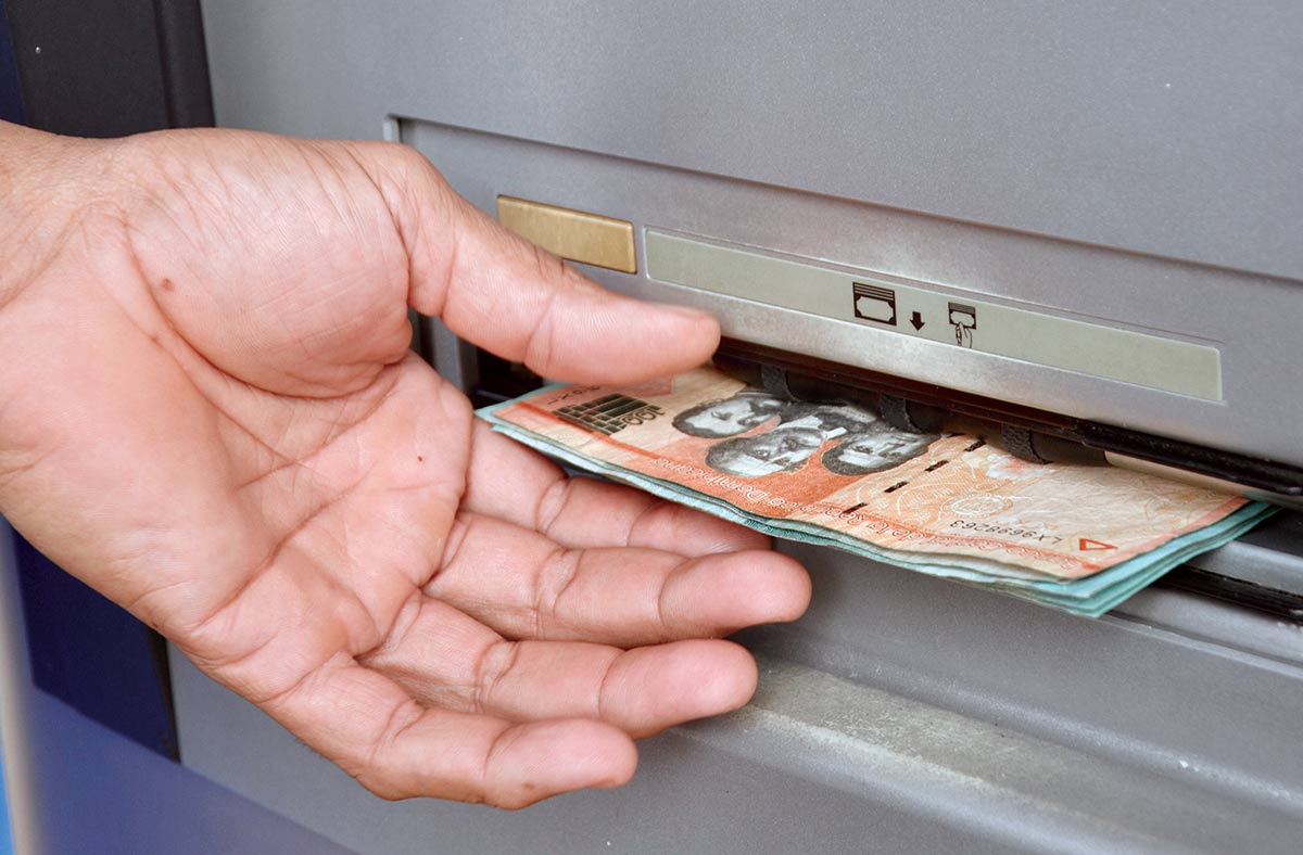 ¿Por qué es tan caro un “avance de efectivo” con su tarjeta de crédito?