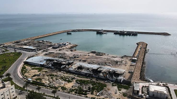 Irán advierte que no permitirá que EEUU intervenga en la gestión del estrecho de Ormuz