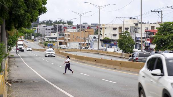 Cierran esta noche tramo de la Autopista Las Américas