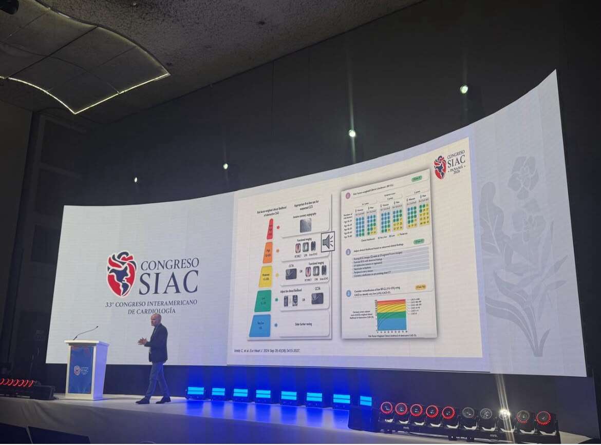 Juanatey lleva a Panamá su apuesta por una cardiología global basada en la prevención y la equidad