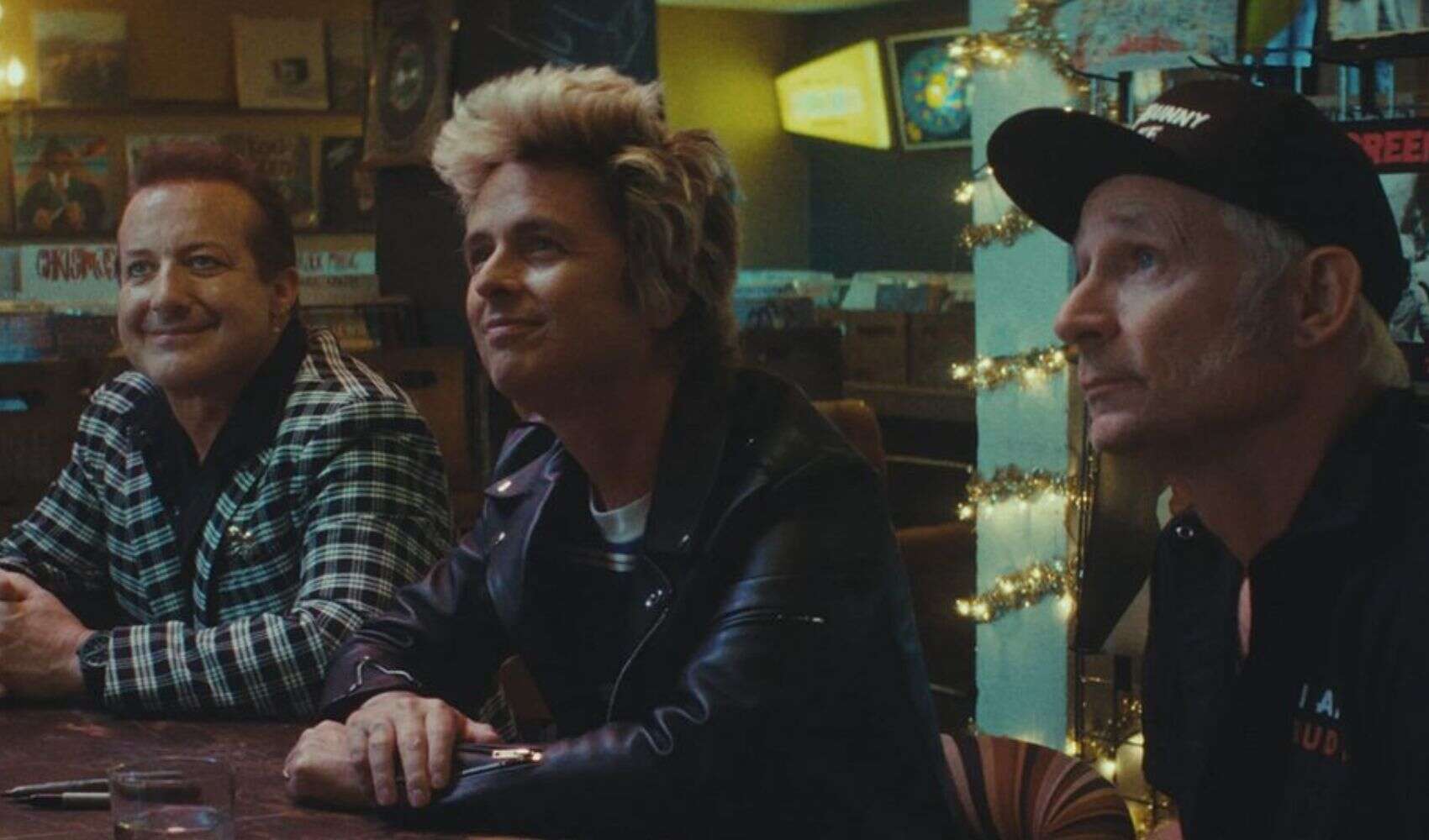 Nimrods transforma el sueño de tocar con Green Day en una disparatada road movie