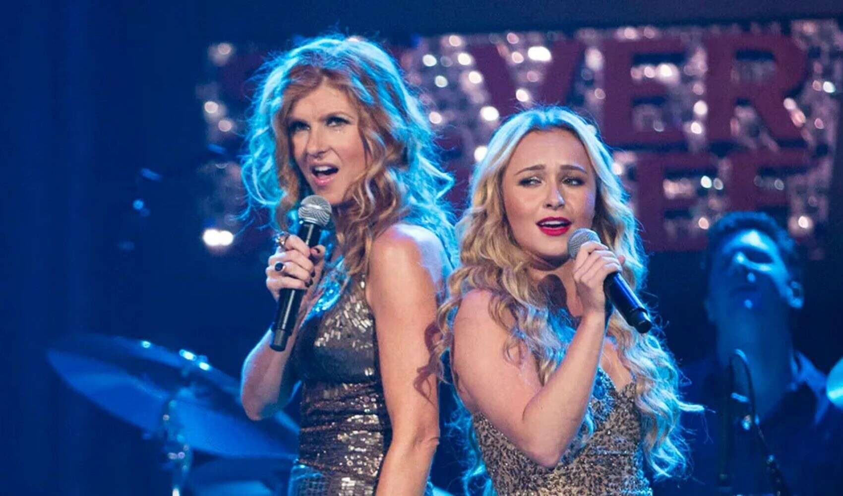 Así despidió Connie Britton a Hayden Panettiere, su compañera en Nashville