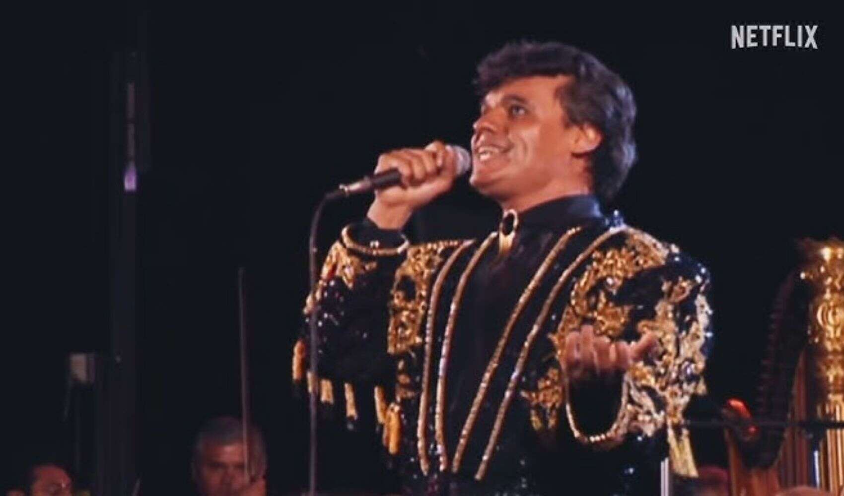 Juan Gabriel llega a sala de cines en México
