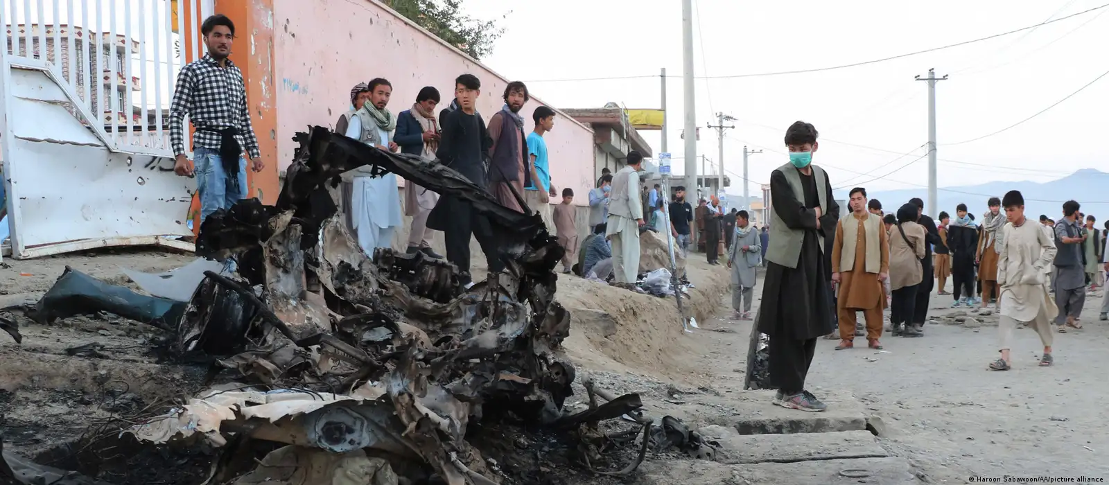 Varios niños heridos tras la explosión de una granada de mano en una escuela de Kabul