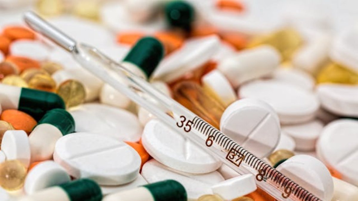 CNSS evalúa crear fondo para cubrir medicamentos de alto costo