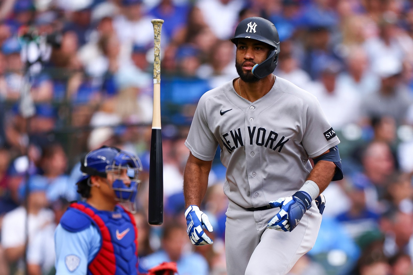 Amed Rosario está en la cuerda floja de los Yanquis; no batea ni defiende como se espera