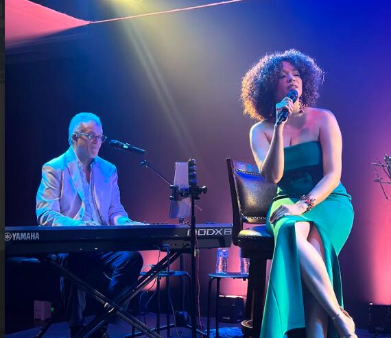 “Mi vida en canciones”, el concierto con el que Stephany Ortega emocionó al público