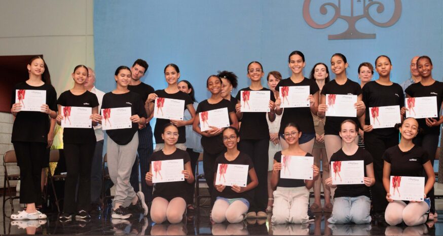 Só Dança in Motion impulsa el talento joven de la danza dominicana con 55 becas internacionales