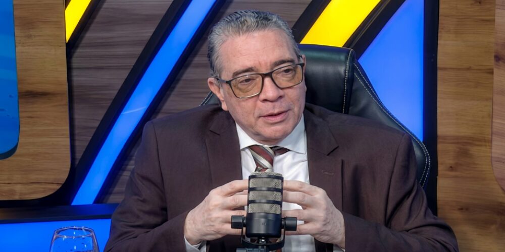 Médico explica por qué funciona el método del Dr. Fadul para tratar el autismo