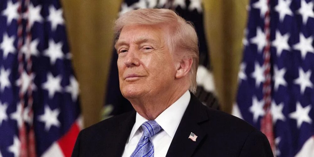 Trump asegura haber alcanzado «las bases de un acuerdo con Irán»