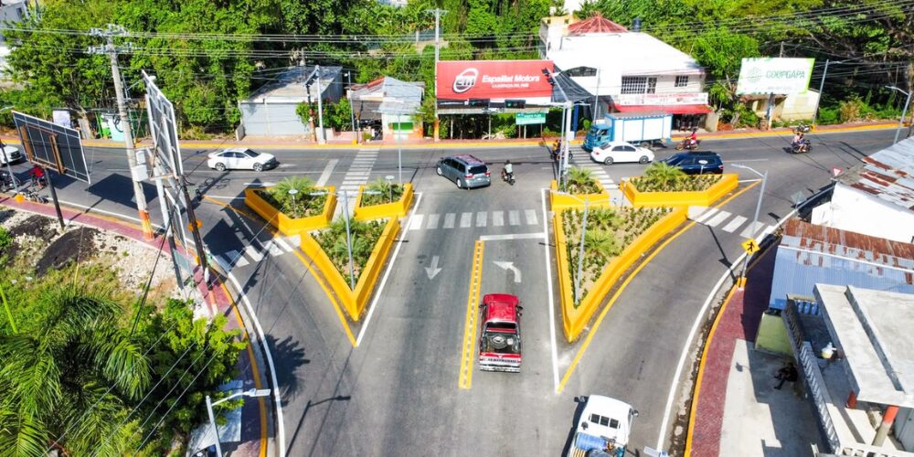 Inauguran distribuidor de tránsito en el Cruce de Sabaneta de Yásica para contribuir a la seguridad vial