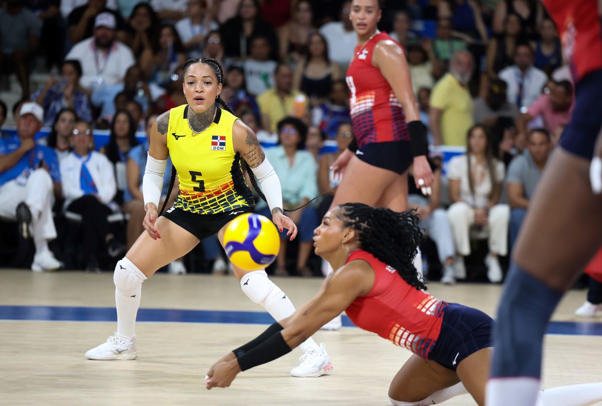 Reinas del Caribe clasifican directamente a semifinales en voleibol