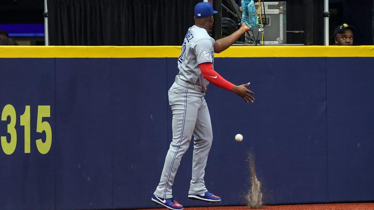 Jesús Sánchez asume la culpa por sus errores en los jardines de Toronto