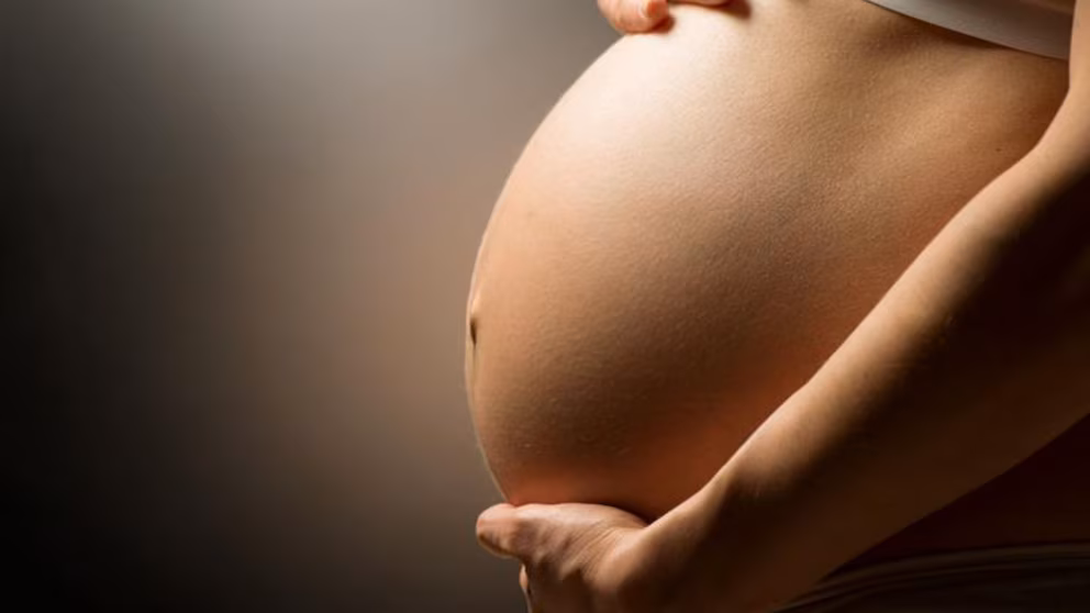 Ministerio de Salud de El Salvador detectó 67 casos de VIH en embarazadas durante el último año