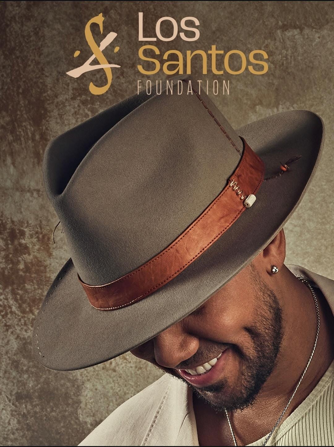 Romeo Santos presenta «Fundación Los Santos» para apoyar a niños con autismo