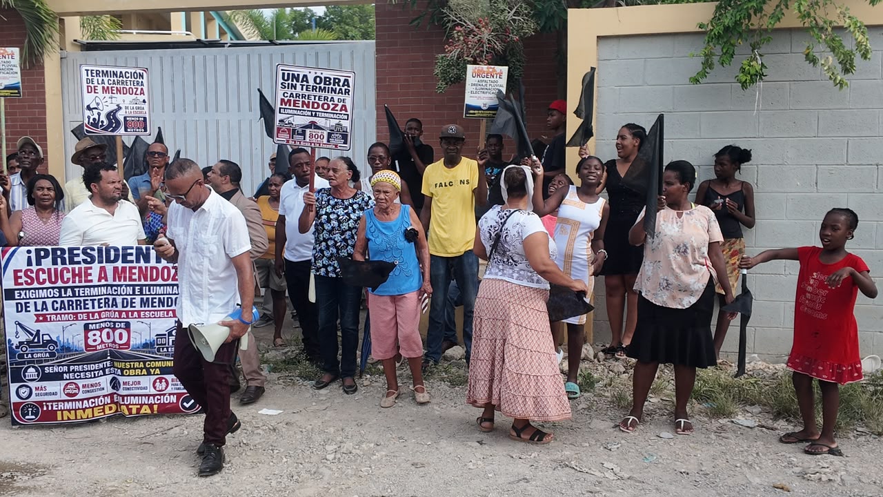 Comunitarios de Mendoza reclaman arreglo de calles e iluminación antes del inicio de clases