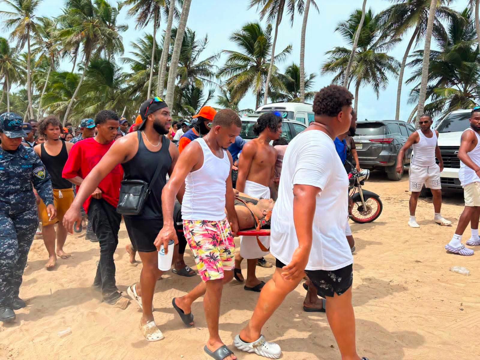 Recuperan cuerpo de joven de 19 años en playa Arroyo Salado, Cabrera