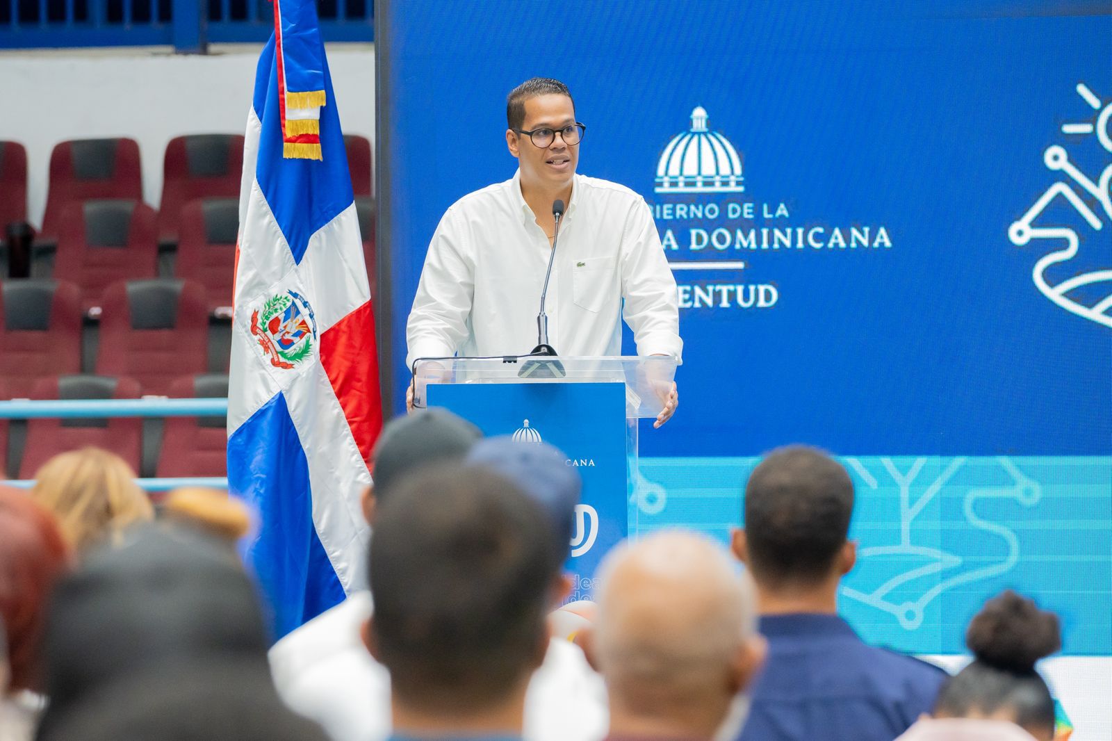 Fernando Lagares: “Nuestra respuesta son oportunidades y resultados para la juventud”