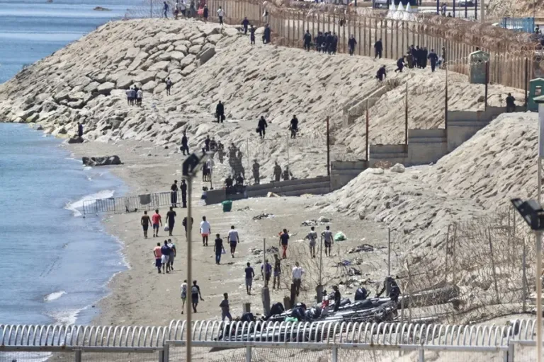 Más de 600 migrantes abandonan Ceuta voluntariamente en las últimas 48 horas