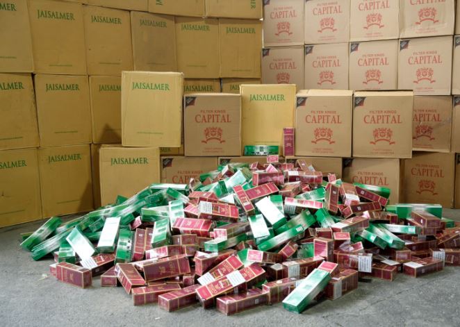 Aduanas destruye más de 8.2 millones de cigarrillos incautados en fronteras, puertos y aeropuertos