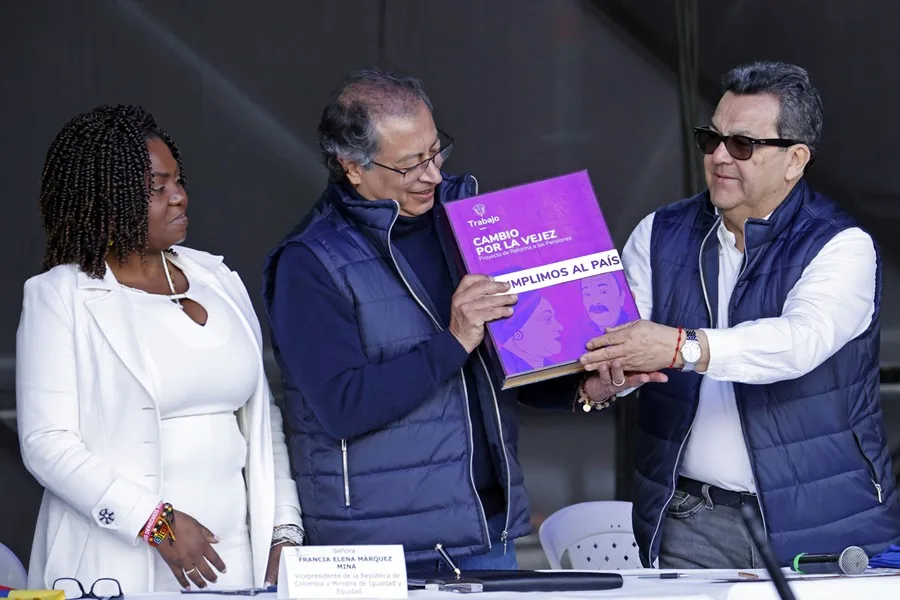 Corte Constitucional de Colombia avala la mayor parte de la reforma pensional impulsada por Petro
