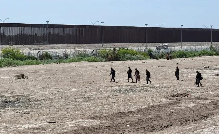 Trump dice que con Biden EE.UU. vivió en su frontera casos como el de Ceuta a diario