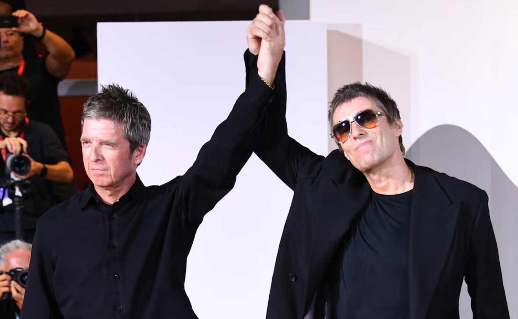 Oasis conquista Venecia y recibe una ovación de ocho minutos