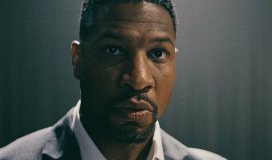 Jonathan Majors toca fondo con la bazofia islamófoba Run Hide Fight: Infidels