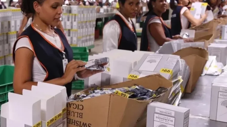 Exportaciones de zonas francas aumentaron 4.4 % entre enero y agosto, asegura Adozona