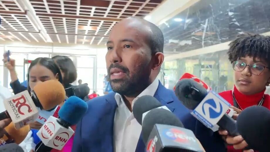 Abogado afirma que ejecutivos de dos cadenas de farmacias figuran en diligencias de SeNaSa 2.0 Abogado afirma que ejecutivos de dos cadenas de farmacias figuran en diligencias de SeNaSa 2.0
