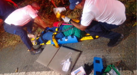 Cinco personas resultan heridas tras deslizarse una jeepeta en Miches Cinco personas resultan heridas tras deslizarse una jeepeta en Miches