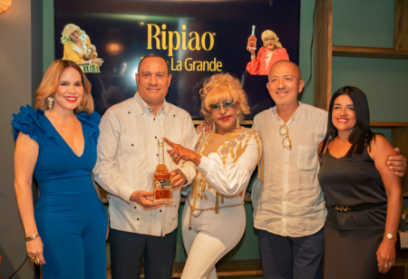 Presentan edición especial de “Ripiao” en homenaje a Fefita La Grande