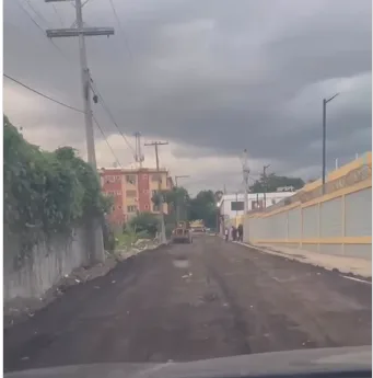 Denuncian deterioro de calle frente a escuela en Cancino