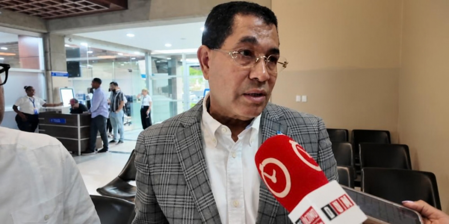 Abogados de médicos detenidos por caso SeNaSa 2.0 dicen desconocer motivos de los arrestos Abogados de médicos detenidos por caso SeNaSa 2.0 dicen desconocer motivos de los arrestos