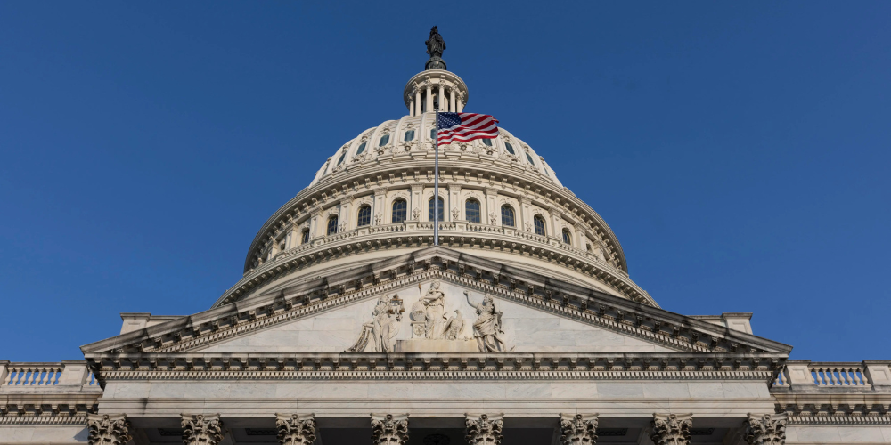 Comienza el voto anticipado para unas elecciones en las que Trump puede perder el Congreso