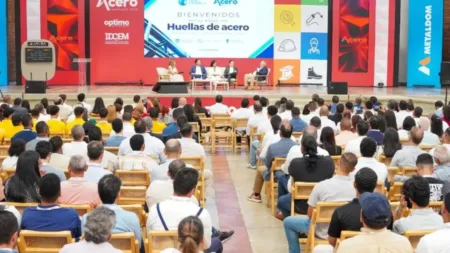 Acero en tarima: celebran expo para analizar ese componente de la construcción