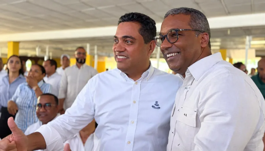 Dirigentes del PRM en La Vega integran estructuras en apoyo a David Collado Dirigentes del PRM en La Vega integran estructuras en apoyo a David Collado