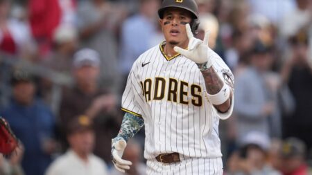 Tatis, Machado la botan y Padres consiguen su octava victoria consecutiva