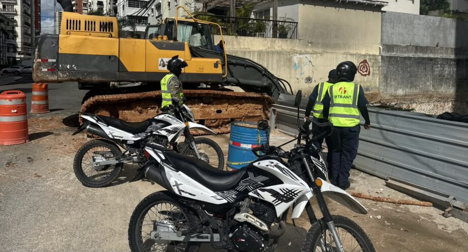 INTRANT multa a 15 empresas constructoras por obstrucción de la vía pública