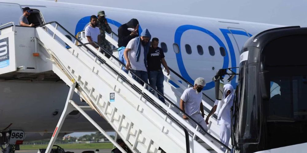 Guardia Costera de EE. UU. repatria a 51 migrantes dominicanos y haitianos interceptados cerca de Puerto Rico