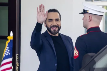 El Salvador convoca a las elecciones de 2027, en las que Bukele buscará un tercer mandato El Salvador convoca a las elecciones de 2027, en las que Bukele buscará un tercer mandato