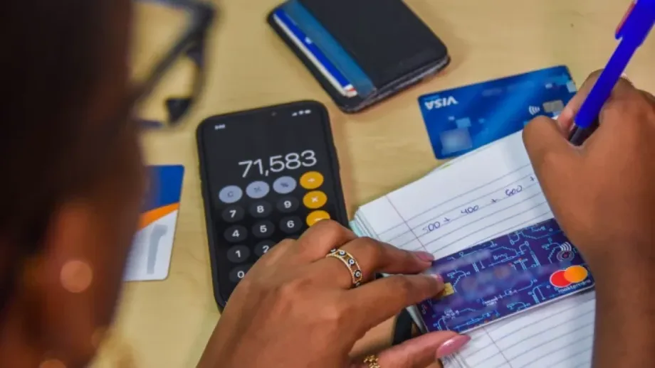 El bolsillo aprieta: por qué las tarjetas de crédito pierden dinamismo en RD