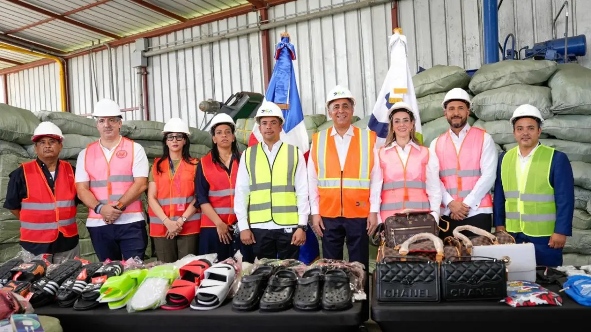Aduanas destruye más de 253 mil mercancías falsificadas
