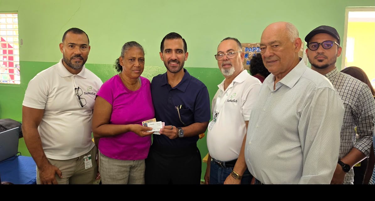 Operativo médico lleva atención gratuita a la comunidad en diversas especialidades