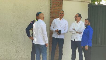Presidente Abinader juramenta voluntariados vinculados a hospitales de Santiago