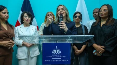 Nueva oficina del Ministerio de la Mujer fortalece los servicios en Santiago Nueva oficina del Ministerio de la Mujer fortalece los servicios en Santiago